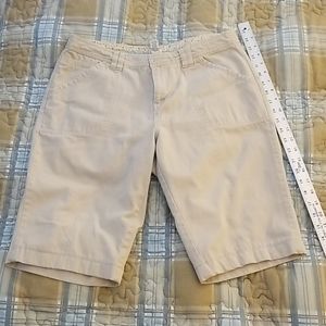 Bermuda Khaki shorts